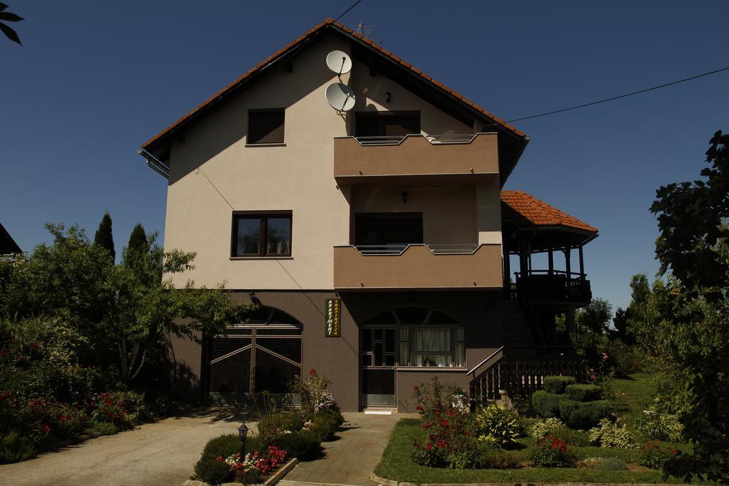 Apartments Tratincica Selište Drežničko Zewnętrze zdjęcie